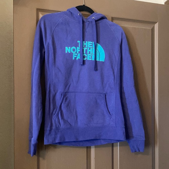 THE NORTH FACE Logo Pullover Hoodie Sweatshirt EUC - Picture 1 of 4